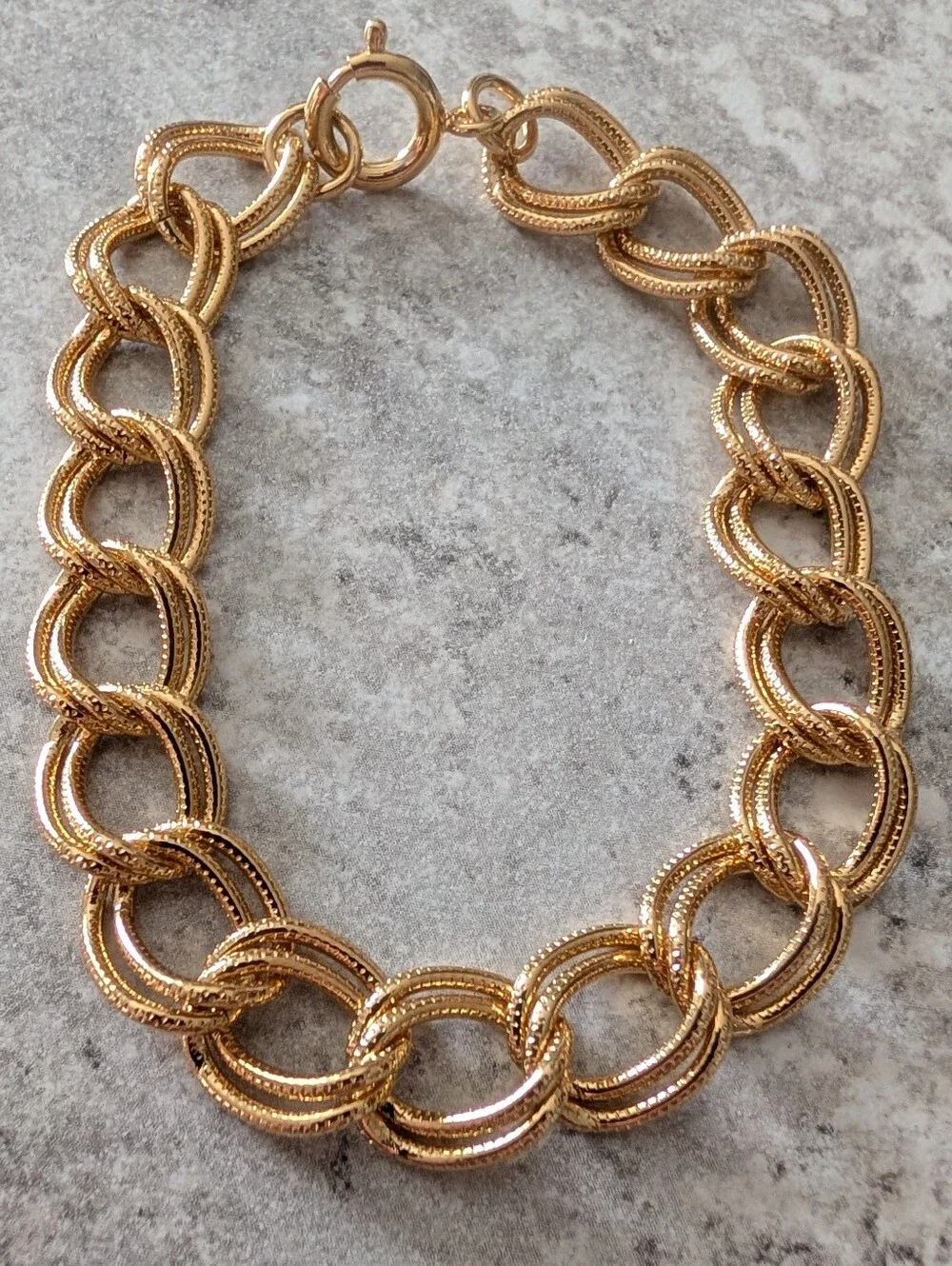 N/A gold tone